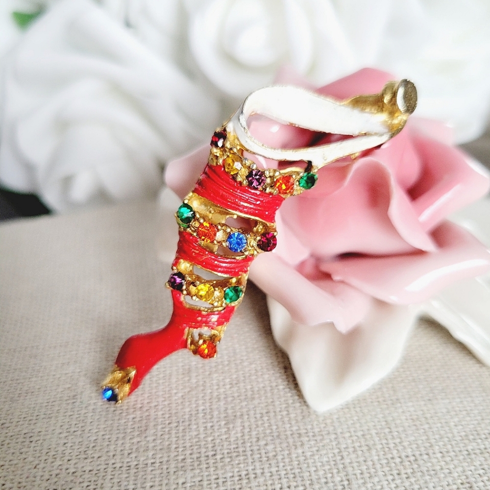Christmas rhinestone stocking brooch